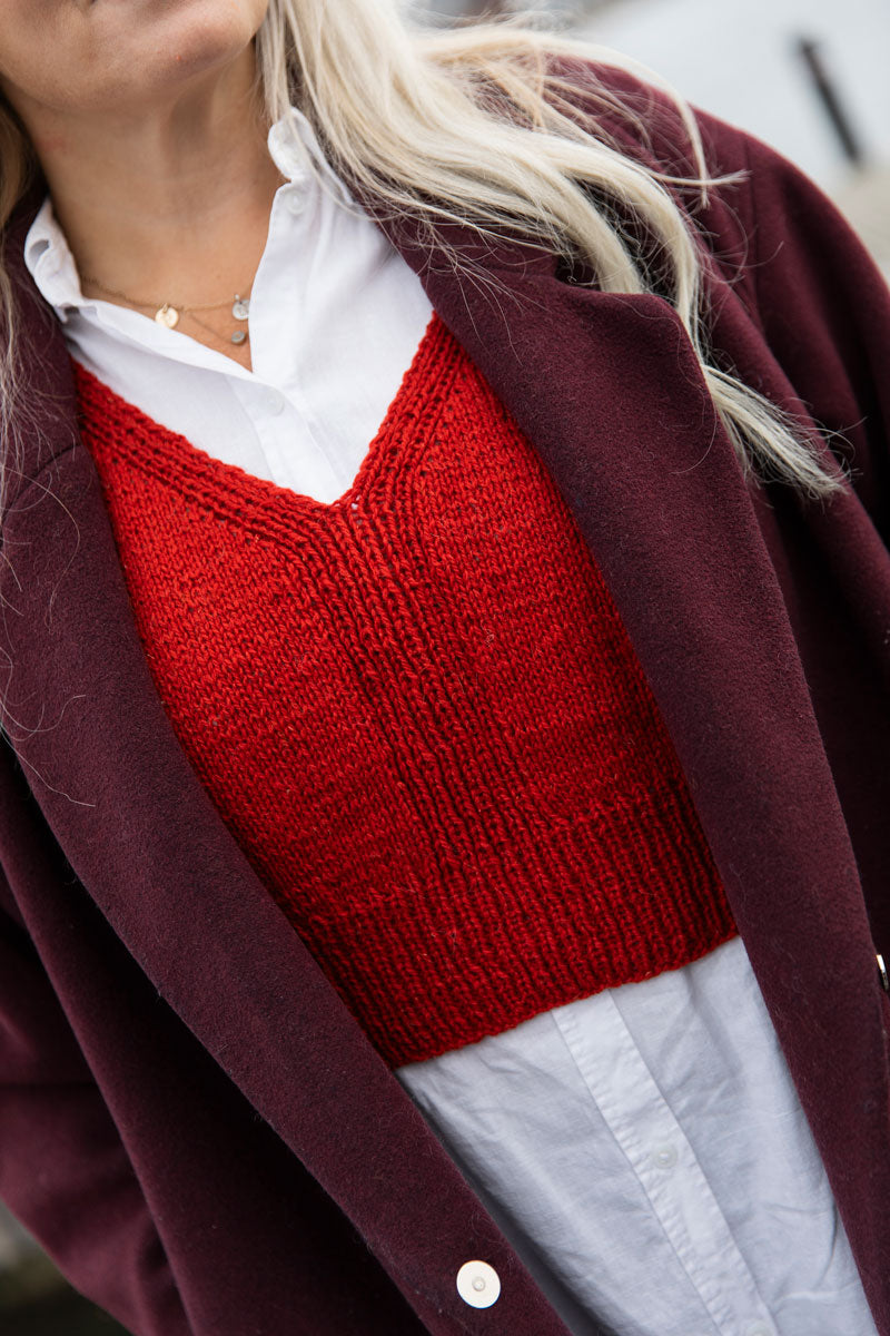 Everyday Knits: Easy Wardrobe Essentials